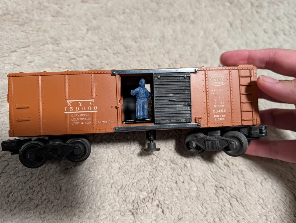 Lionel post War O Gauge #3464 Box car - Image 1 of 4