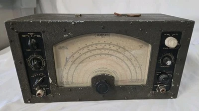 Antiguo oscilador de prueba Jackson modelo 420 piezas solo sin probar  Foto 1 de 4