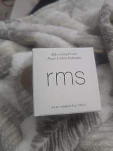 RMS Beauty Hydra Setting Powder MEDIUM 10g/0,35oz mit Puderquaste - NEU - Bild 1 von 4