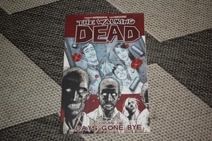 Novela gráfica The Walking Dead volumen 1 Days Gone Bye publicada por Image Comics - Imagen 1 de 24