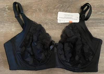 CARNIVAL~NEW~ Black Full Figure Floral Lace Bra~Size 40D~Underwire~NWT~Style 511 - Image 1 of 4
