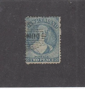 NUEVA ZELANDA (MK6830) # 18C F-USADO 2p 1864 REINA VICTORIA/PERF 13/AZUL CV $250 - Imagen 1 de 1