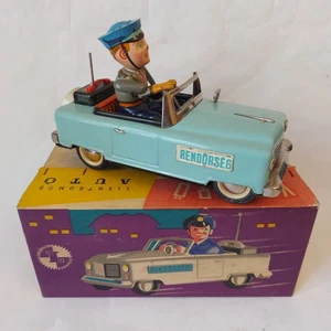 Batería de coche de policía rara de colección juguete de hojalata Lemezarugyar Hungría años 60 + caja - Imagen 1 de 17