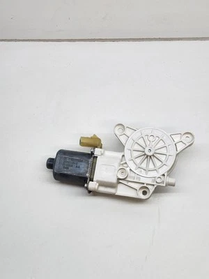 2011-2014 Chrysler 200 Front Left Window Motor OEM 11 12 13 14 - Image 1 of 4