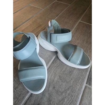 Sandalias de cuña deportivas Sorel Explorer Blitz de cuero azul con tiras para mujer talla 8,5 Foto 1 de 4