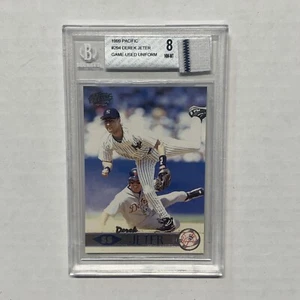 1999 Pacific #294 Derek Jeter Game Used Uniform Jersey Relic Memorabilia BGS 8.0 - Picture 1 of 6
