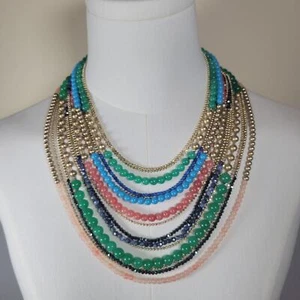 Vintage bunte mehrstrangige klassische Boho feminine Lagenlook Perlen 16" Halskette - Bild 1 von 4