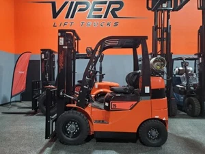 2025 VIPER FY25BCS 5,500LB 2 STAGE AIR PNEUMATIC LPG FORKLIFT - Picture 1 of 13