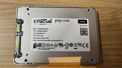 Crucial MX500 2TB SATA SSD min. 80% Lebenszeit vorhanden 2.5Zoll CT2000MX500SSD1 - Bild 1 von 4