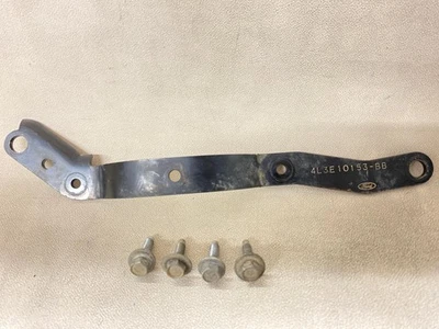 2005 Ford F150 Alternator Mounting Bracket 5.4L OEM 4L3E-10153-BB - Image 1 of 4