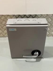 Eaton 60KXTNC2F 63A TPN 3 polos interruptor neutro fusible desconectador - Nuevo sin caja - Imagen 1 de 5