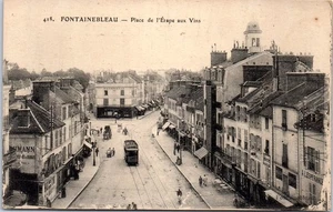 77 FONTAINEBLEAU carte postale ancienne /REF -VP9088 - Picture 1 of 1