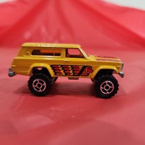 Majorette Cherokee 4x4 #236 “Big Chief” Yellow Diecast Truck Red Interior W/Dog