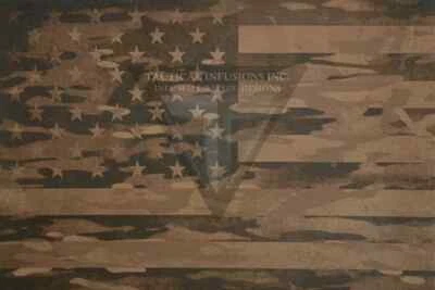 Impresión de bandera camuflada de tierra oscura con infusión Kydex 11 7/8" X 7 7/8" 1 hoja Foto 1 de 2