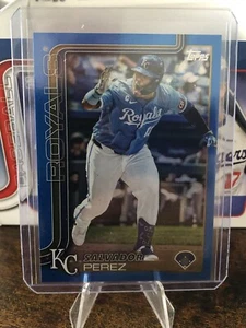 2025 Topps Series 2 - Salvador Perez #508 Blue Foil Parallel #021/150 Royals!! - Picture 1 of 3