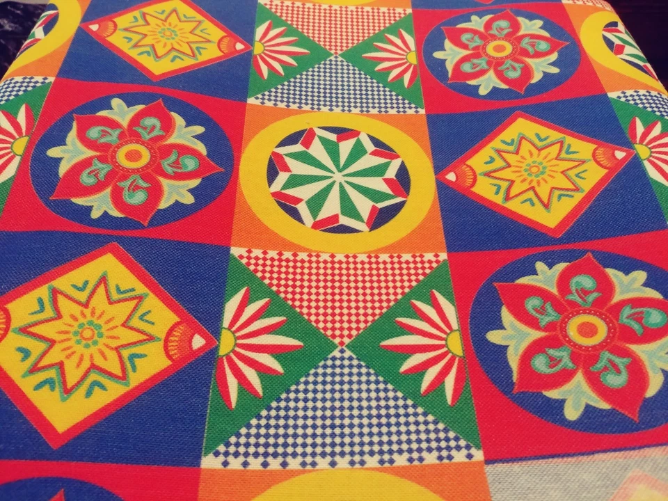 STOFFA 100% COTONE FANTASIA SICILIANA QUADRI AL MQ - Immagine 1 di 1