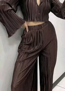 River Island DARK BROWN PLISSE WIDE LEG TROUSERS - Size: 14 Regular - Save £10 - Picture 1 of 6
