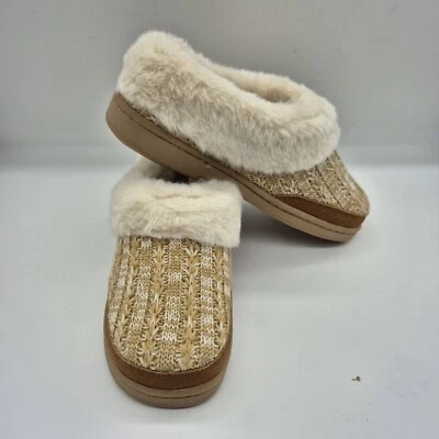Clarks Women's slippers Size 7 M Beige Tan Knitted Faux Fur Collar Lined Clog - Image 1 of 4