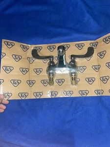 New In Sealed Plastic T&S B-0890 Lavatory 4” Deck Mount Faucet - Picture 1 of 6