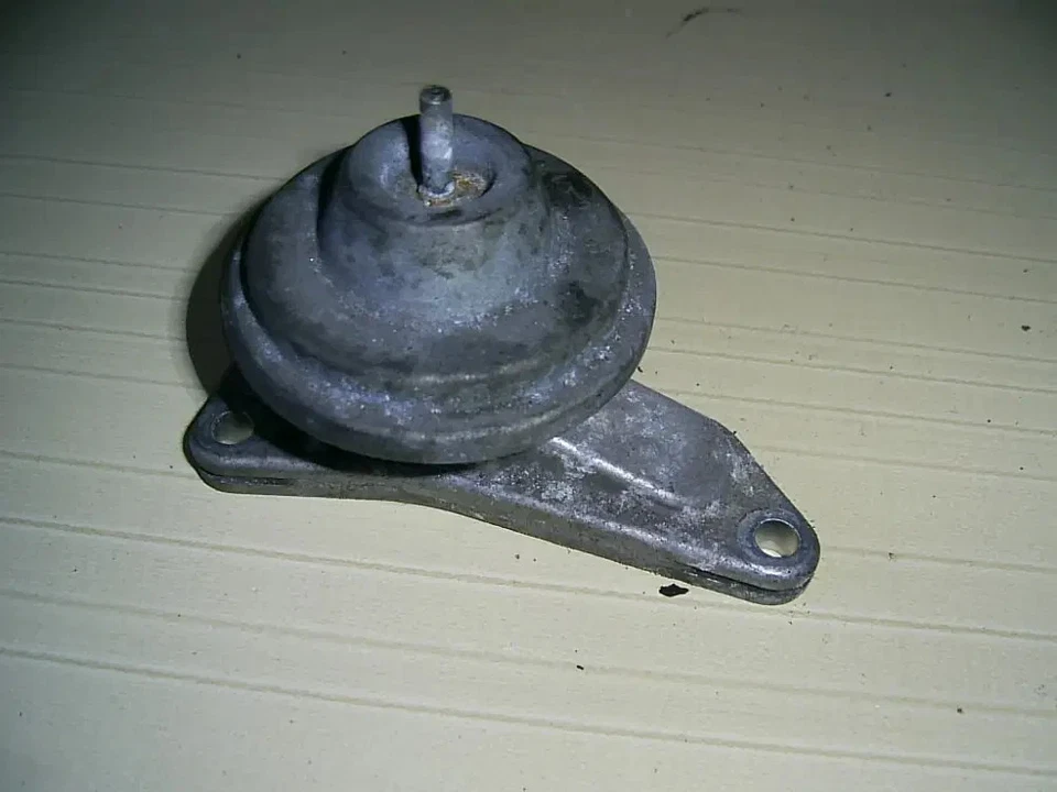 Mercedes-Benz S-KL 500 SEC C140 (W140) (4) EGR Exhaust Gas Recirculation Valve 0011407660 - Image 1 of 2