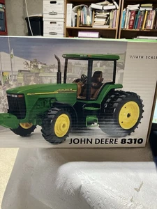Ertl John Deere 8310 Farm Show Editon 1999; MINT in Box; 1:16 scale BRAND NEW - Picture 1 of 23