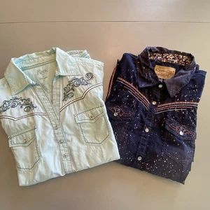 Cowgirl Legend Rock 47 bestickt Perlen Druckknopf Rodeo Shirt Menge 2 Medium Large - Bild 1 von 13