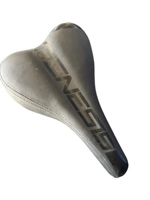 Preowned Genesis, 10” Bike Saddle Seat Black Comfort - Image 1 of 4