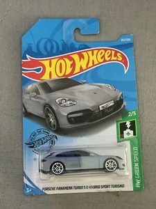 Porsche Panamera Turbo S 2018 E-Hybrid Sport Turismo 2/5 Green Speed Hot Wheels - Imagen 1 de 2
