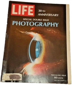 December 23, 1966 LIFE Magazine PHOTOGRAPHY 1960s advertising  FREE SHIPPING 12 - Picture 1 of 12