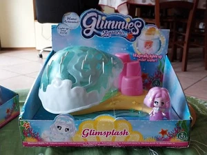 Giochi Preziosi - Glimmies Aquaria Playset Glimplash, con Glimmies Magicacally - Foto 1 di 9