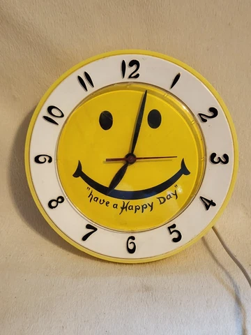 Vintage Robert Shaw Smiley Face Have a Happy Day Electric Wall Clock Cover
