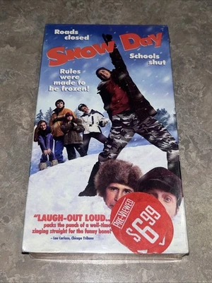 Snow Day VHS, 2000 Nickelodeon Rare Orange VHS Tape, Chevy Chase **Blockbuster** - Image 1 of 4