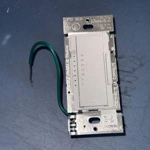 LUTRON Switch, Tap/Rocker, 120V, Timer 1-30 Mins, MA-T530G-WH  - Picture 1 of 3