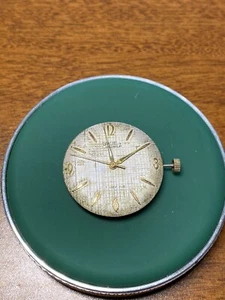 Orologio da polso vintage Gruen carica manuale 17J 552RSS movimento - FUNZIONANTE - Foto 1 di 3
