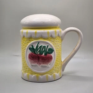 Retro Kitchy Tastesetter Sigma 'Market Garden Basket' glazed ceramic Shaker, - Picture 1 of 8