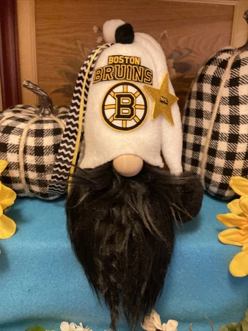 Boston Bruins Hockey Gnome Cover
