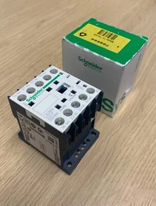 Relé de control SCHNEIDER ELECTRIC - CA2KN22U7 230/240VAC - Imagen 1 de 9