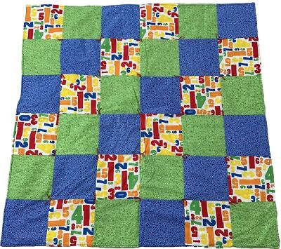 Hecho a mano Cuna Bebé Edredón Retazos Niño Pequeño Guardería Pre-K Rojo Verde Azul Números Foto 1 de 4