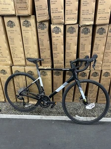 Cannondale SuperSix EVO Carbon Disc 105 54cm - Picture 1 of 5