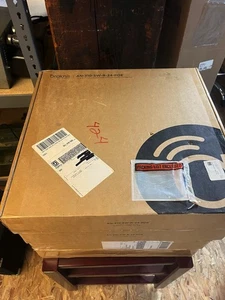 Araknis Networks AN-310-SW-R-24-POE Managed Gigabite Switch - New / Never Opened - Picture 1 of 2