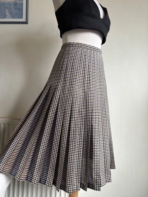 Falda midi plisada de lana nueva pura AQUASCUTUM. Reino Unido 12 W29 L28 Cuadros Vintage Foto 1 de 4