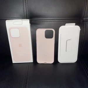 Apple Silicone Case with MagSafe for iPhone 14 Pro Max - Chalk Pink - Zdjęcie 1 z 6