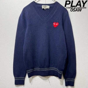 Play Comme des Garcons Knit sweater 100%Wool Heart Patch Crewneck Made in JAPAN - Picture 1 of 8