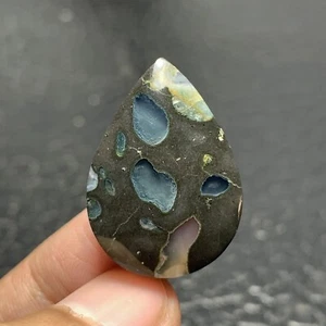 Cabujón de ágata amigdaloidal 27x19x5 mm en forma de lágrima 19,5 quilates - Imagen 1 de 5