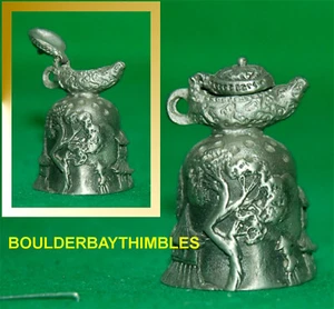 TCC PEWTER THIMBLE - CURIOSITY SET 1992 - Aladdin Lamp - Top of lamp lifts - Picture 1 of 6