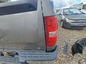 Used Right Tail Light Assembly fits: 2009 Chevrolet Silverado 1500 pickup Right - Picture 1 of 24