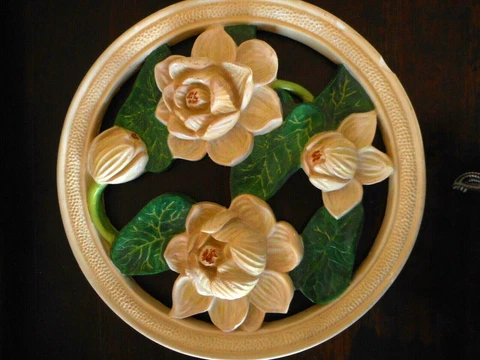 Magnolia Flower Chalkware Wall Decor Heavy Vintage Round Farmhouse apx 16" diam Cover