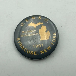 1991 USNSO Michigan Delegazione Syracuse New York Vintage Spilla Distintivo Pinback N7 - Foto 1 di 12
