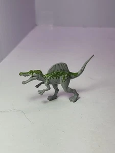 Jurassic World grau grün SPINOSAURUS Dinosaurier Spielzeug Mini Figur Walmart exklusiv - Bild 1 von 7