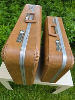 Vtg Suitcase/Luggage Nesting Set Brown 24"x17 & 20"x15"Distressed on Corners - Image 1 of 4
